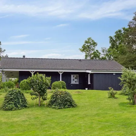Holiday home Lazorka - 200m From The Sea In Djursland And Mols By Interhome