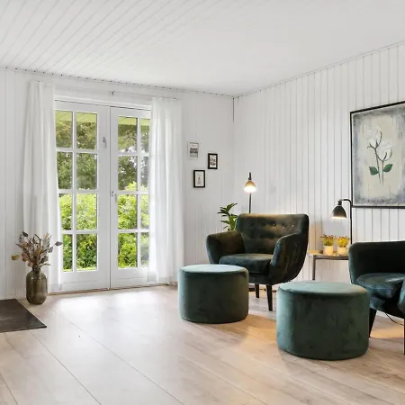 Holiday home Lazorka - 200m From The Sea In Djursland And Mols By Interhome