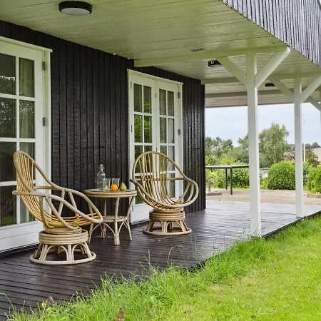 Lazorka - 200m From The Sea In Djursland And Mols By Interhome * Ebeltoft